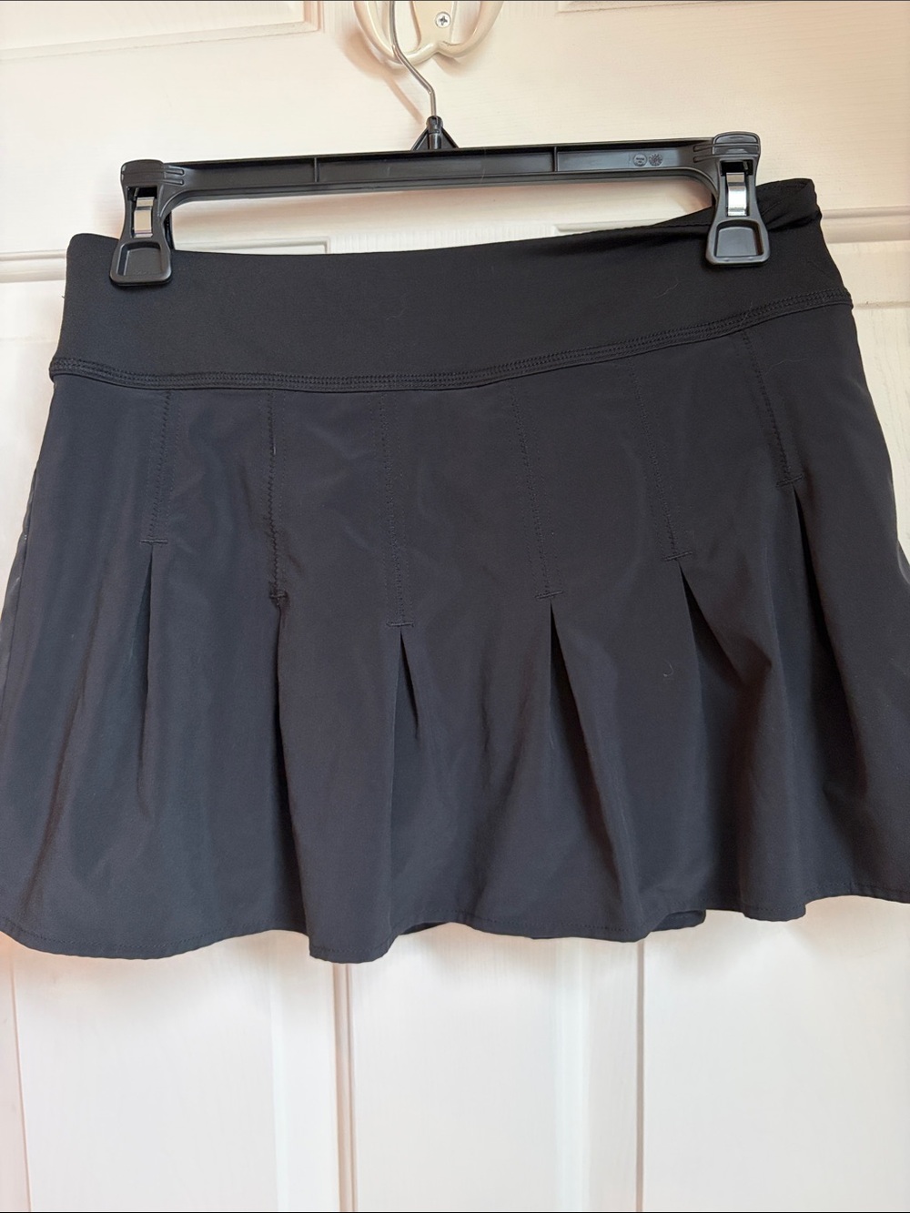 Athleta Black Pleated Skort